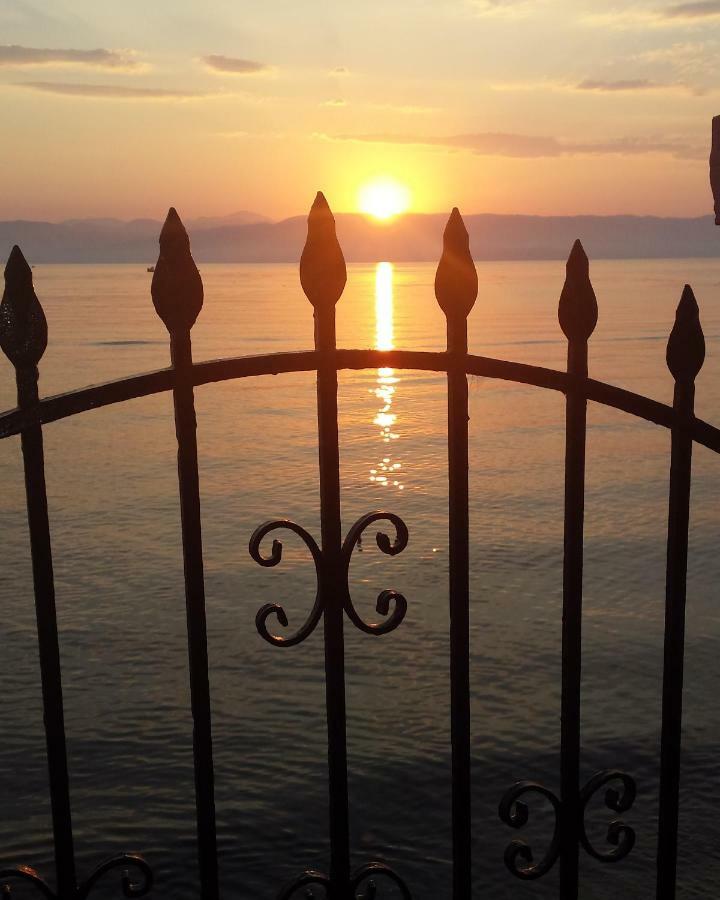Lemami Seafront Bungalows Kavos Ngoại thất bức ảnh